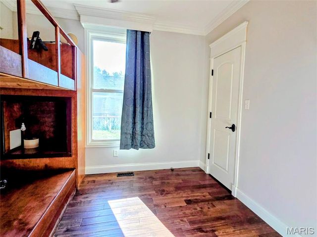 184 S Pence Street, East Alton, IL 62024