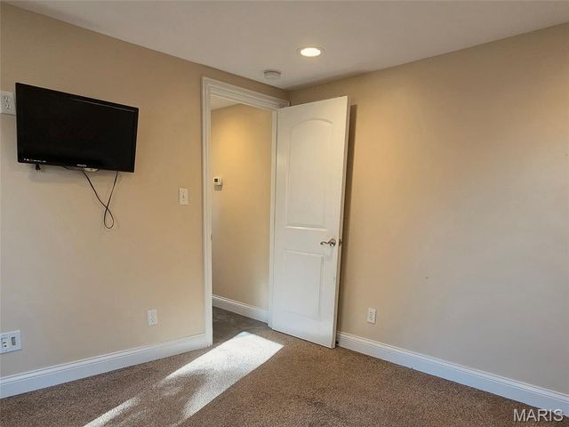 184 S Pence Street, East Alton, IL 62024