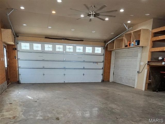 184 S Pence Street, East Alton, IL 62024