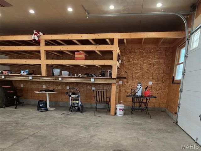 184 S Pence Street, East Alton, IL 62024