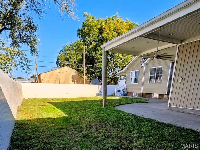 184 S Pence Street, East Alton, IL 62024