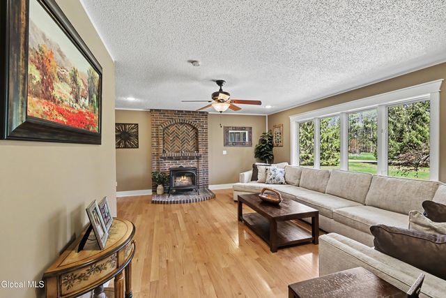1 Rainbow Way, Ballston Spa, NY 12020