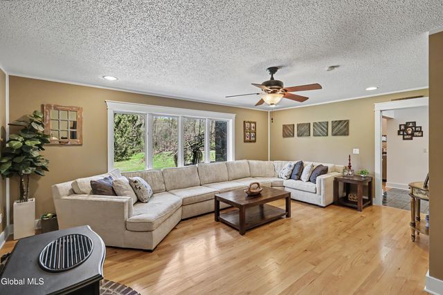 1 Rainbow Way, Ballston Spa, NY 12020