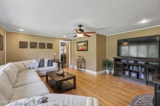 1 Rainbow Way, Ballston Spa, NY 12020