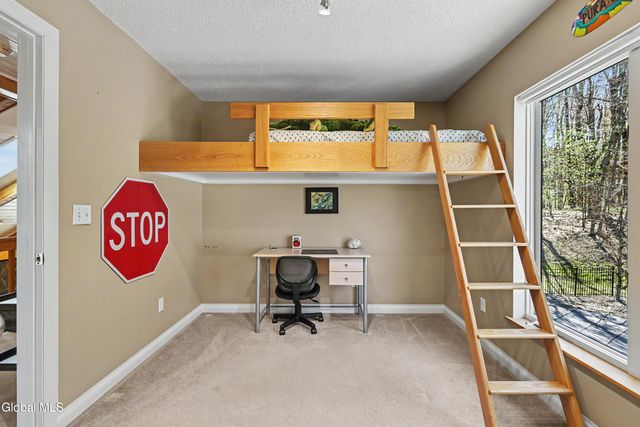 1 Rainbow Way, Ballston Spa, NY 12020