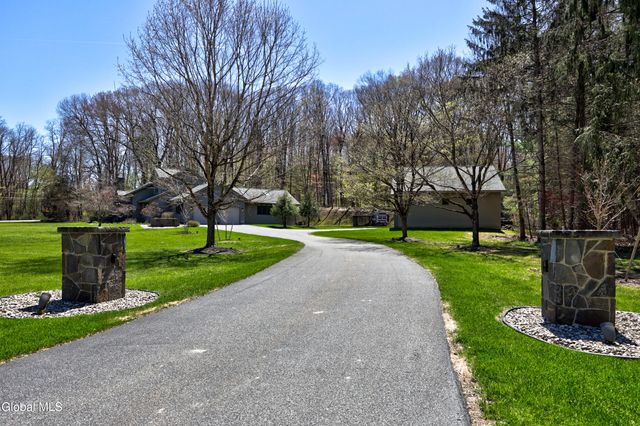 1 Rainbow Way, Ballston Spa, NY 12020