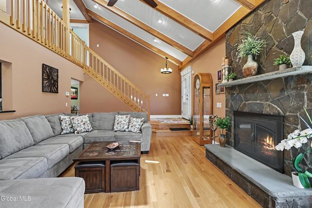 1 Rainbow Way, Ballston Spa, NY 12020