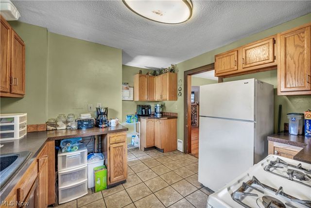 20 W Linwood Avenue, Akron, OH 44301