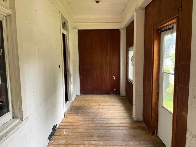 312 E 16th Avenue, Columbus, OH 43201