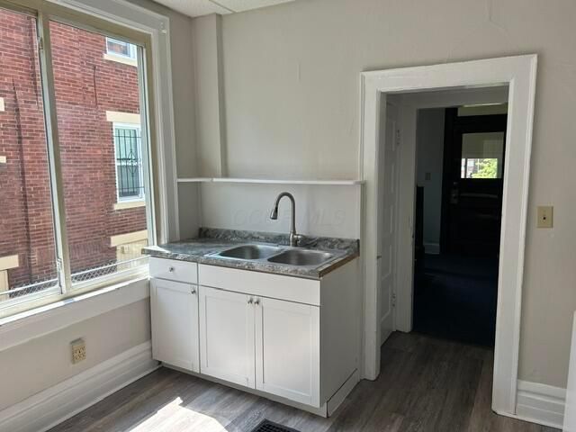 312 E 16th Avenue, Columbus, OH 43201