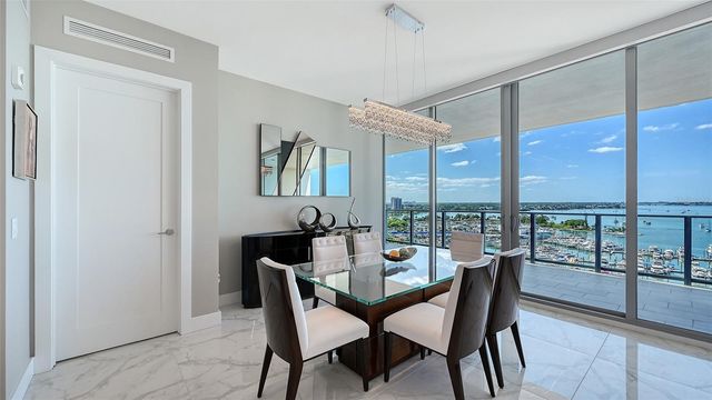 1155 N GULFSTREAM AVENUE 1107, Sarasota, FL 34236