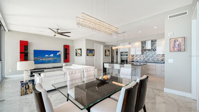 1155 N GULFSTREAM AVENUE 1107, Sarasota, FL 34236