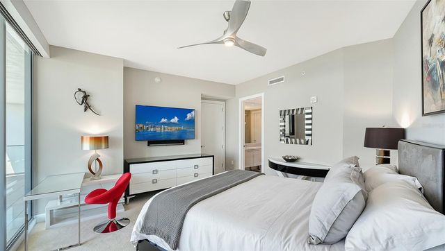 1155 N GULFSTREAM AVENUE 1107, Sarasota, FL 34236