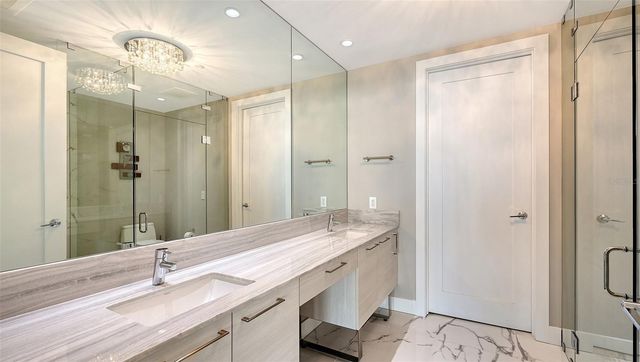 1155 N GULFSTREAM AVENUE 1107, Sarasota, FL 34236