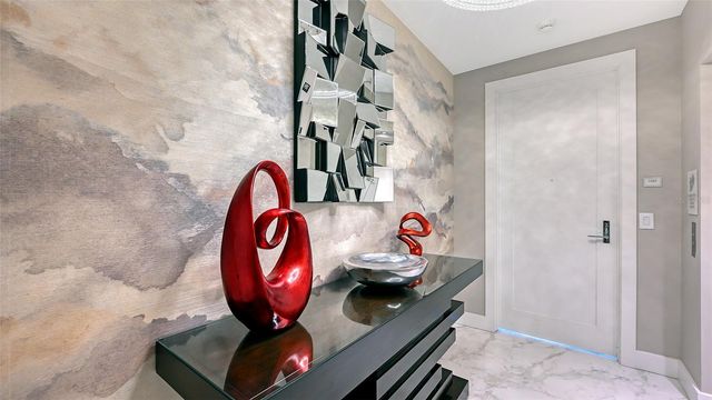 1155 N GULFSTREAM AVENUE 1107, Sarasota, FL 34236