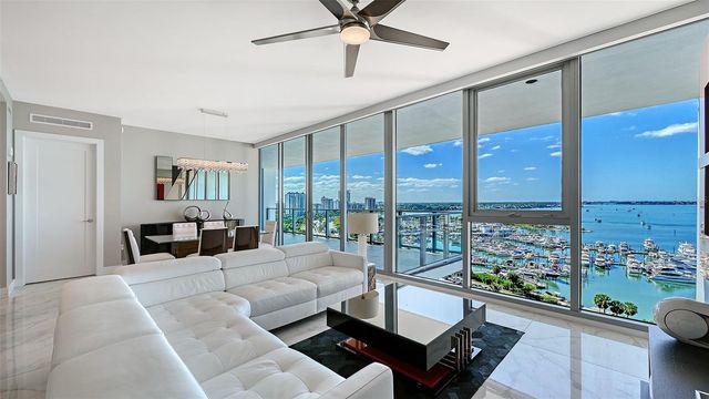 1155 N GULFSTREAM AVENUE 1107, Sarasota, FL 34236