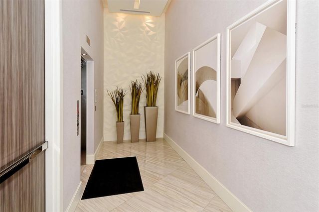 1155 N GULFSTREAM AVENUE 1107, Sarasota, FL 34236