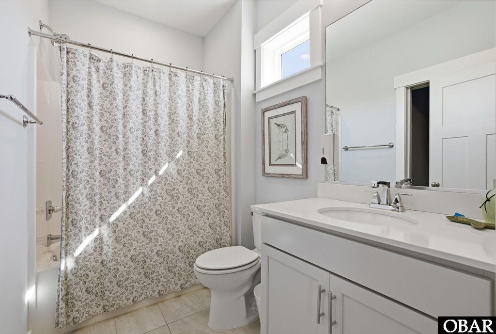 Image 23 of property listing at 1117 Cambridge Road Unit 311H, Kill Devil Hills, NC 27948