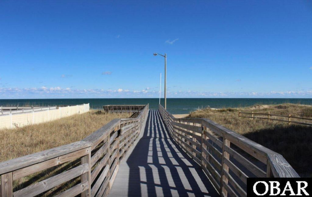 Image 50 of property listing at 1117 Cambridge Road Unit 311H, Kill Devil Hills, NC 27948