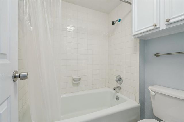 6000 N Pennsylvania Avenue 16, Oklahoma City, OK 73112