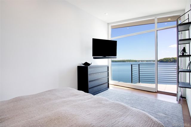 75-34 West Shore Road 34, Port Washington, NY 11050