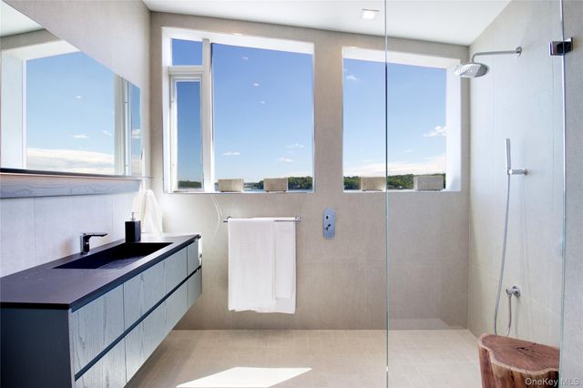 75-34 West Shore Road 34, Port Washington, NY 11050