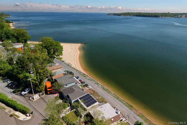 75-34 West Shore Road 34, Port Washington, NY 11050