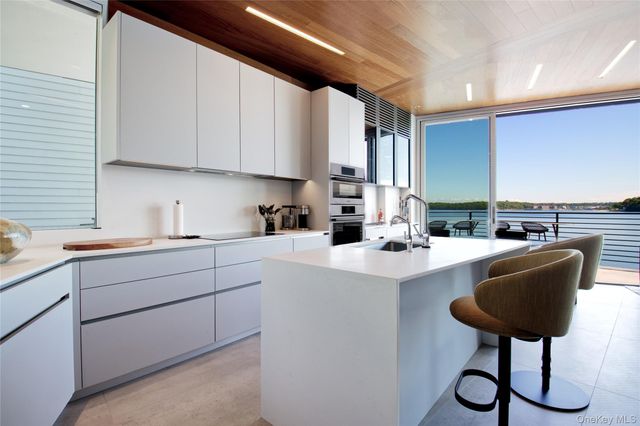 75-34 West Shore Road 34, Port Washington, NY 11050