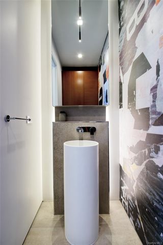 75-34 West Shore Road 34, Port Washington, NY 11050