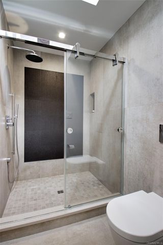 75-34 West Shore Road 34, Port Washington, NY 11050