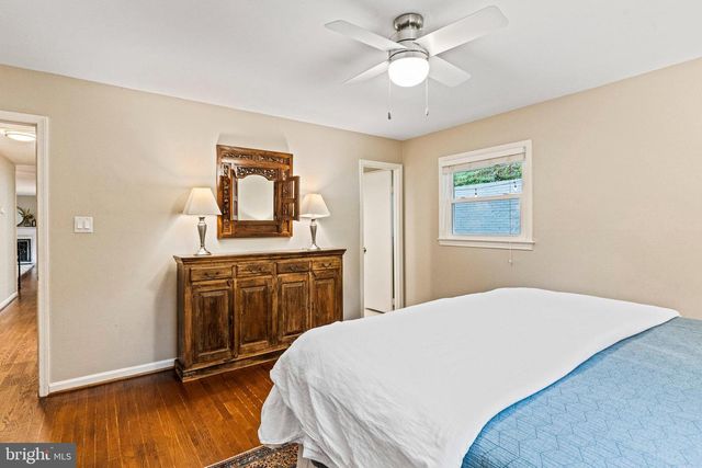 9132 SANTAYANA DRIVE, Fairfax, VA 22031