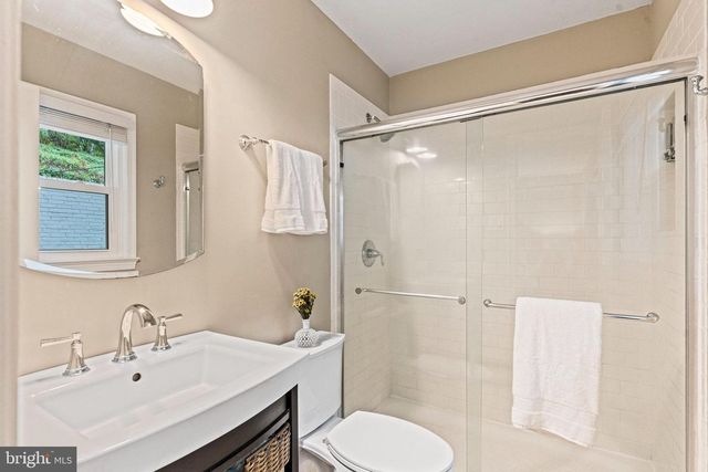 9132 SANTAYANA DRIVE, Fairfax, VA 22031