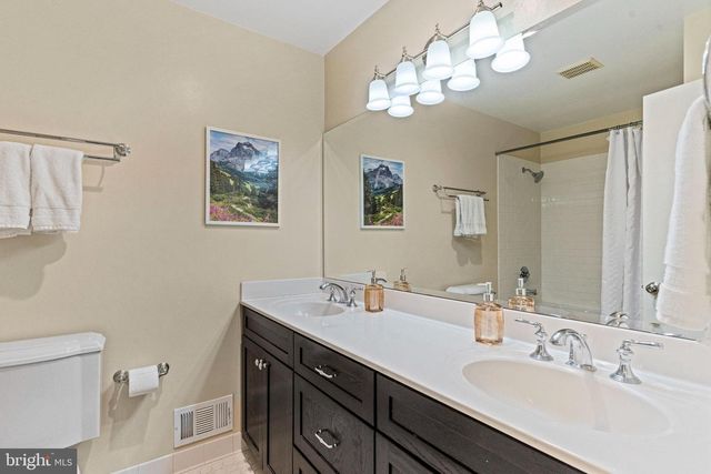 9132 SANTAYANA DRIVE, Fairfax, VA 22031