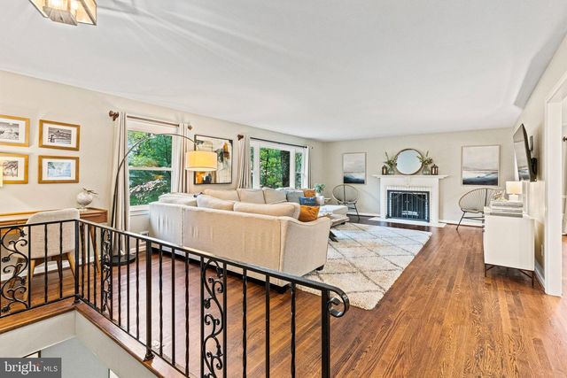 9132 SANTAYANA DRIVE, Fairfax, VA 22031