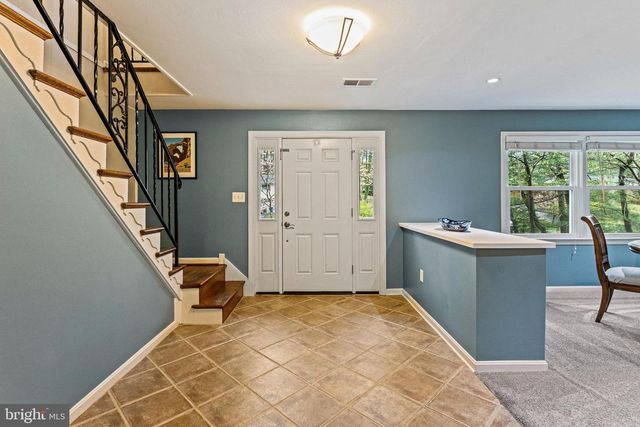 9132 SANTAYANA DRIVE, Fairfax, VA 22031