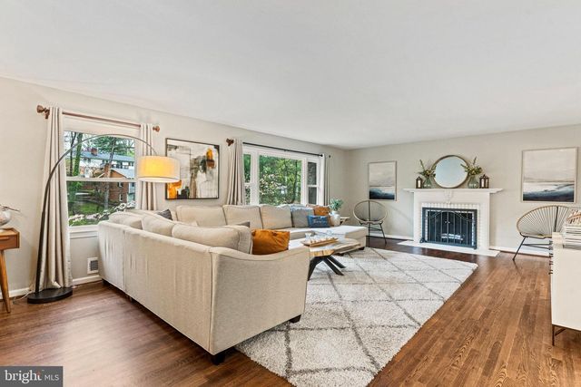 9132 SANTAYANA DRIVE, Fairfax, VA 22031