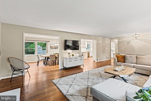 9132 SANTAYANA DRIVE, Fairfax, VA 22031