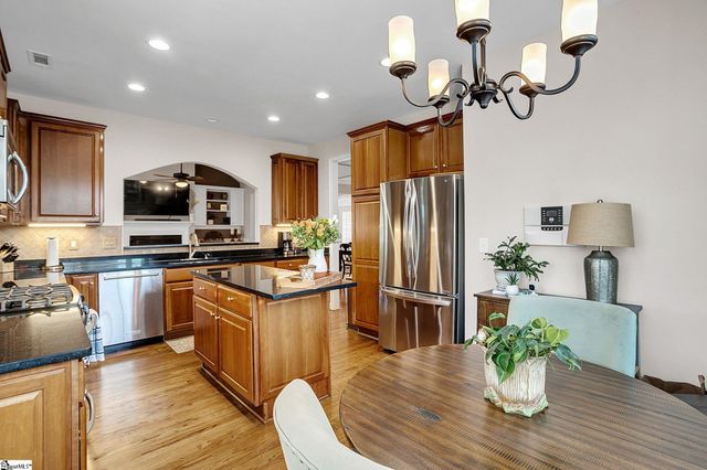 206 Medford Drive, Greer, SC 29650