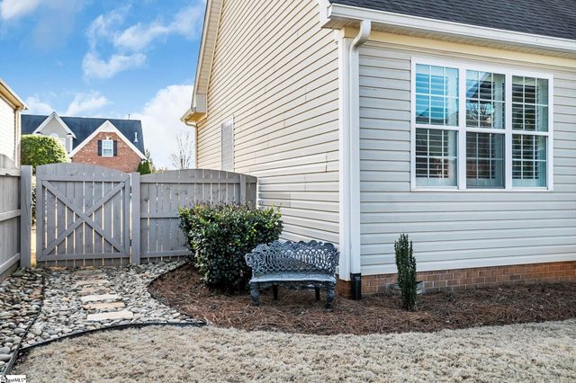 206 Medford Drive, Greer, SC 29650