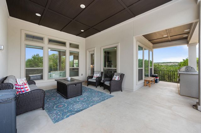 6705 Liberty Grotto CT, Jonestown, TX 78645