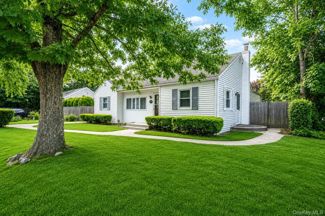129 Shaber Road, Patchogue, NY 11772