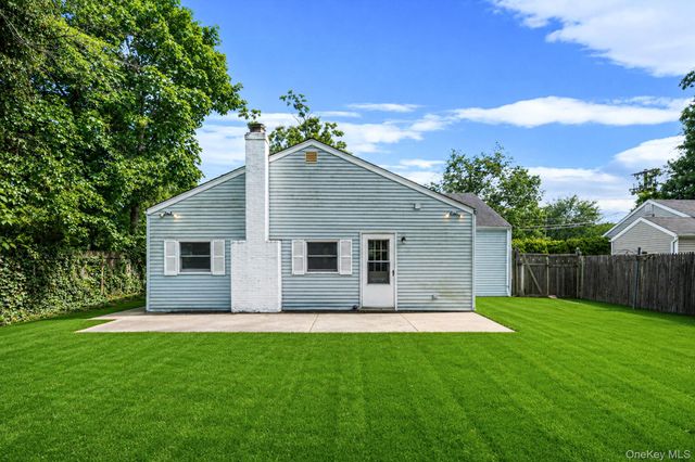 129 Shaber Road, Patchogue, NY 11772