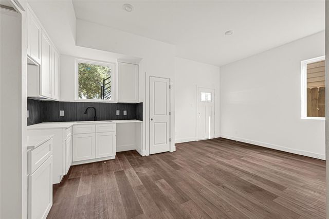 418 Clinton Park Street 1-4, Houston, TX 77029