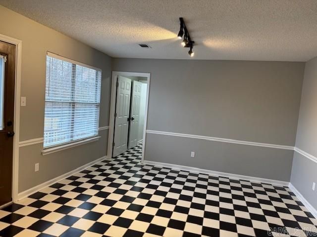 2801 Valley Forge Drive, Benton, AR 72015