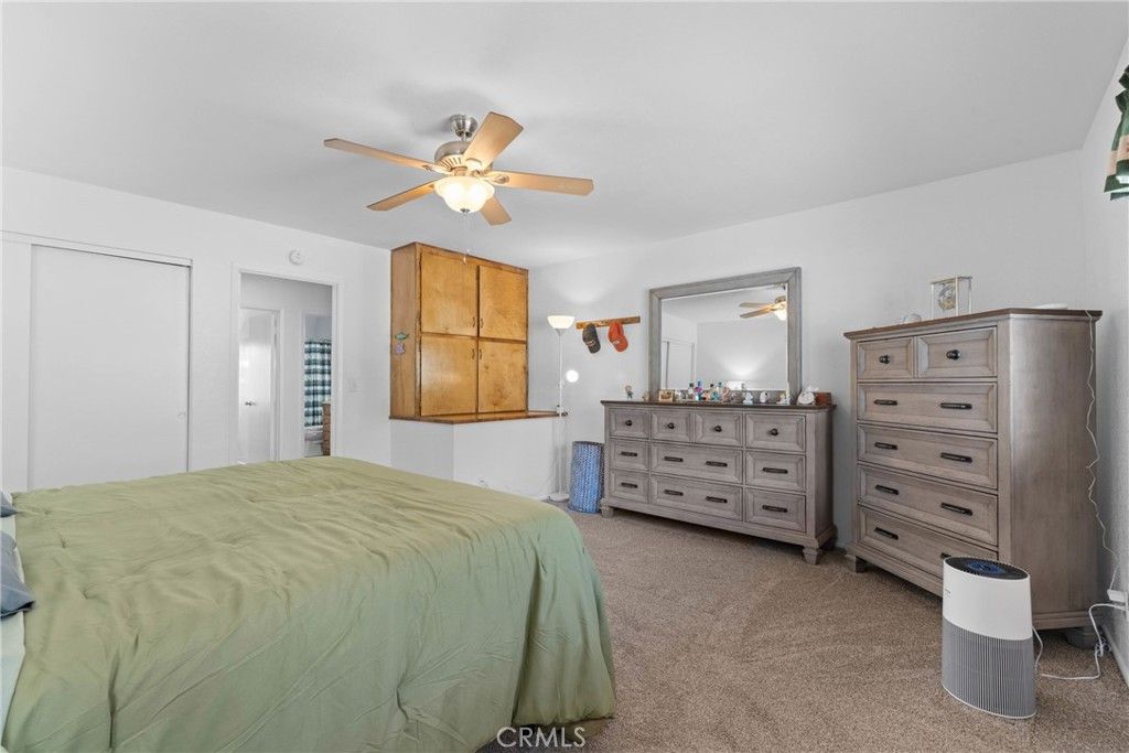 Image 14 of property listing at 26707 Swallowhill, Wrightwood, CA 92397