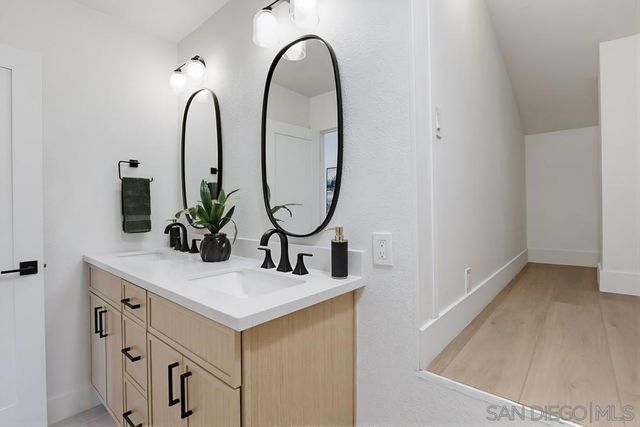 2003 Caminito Circulo Norte, La Jolla, CA 92037