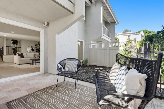 2003 Caminito Circulo Norte, La Jolla, CA 92037