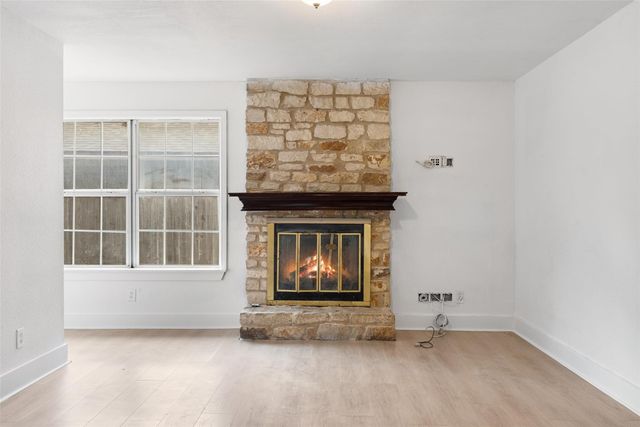 1010 N Bird Creek DR A, Austin, TX 78758