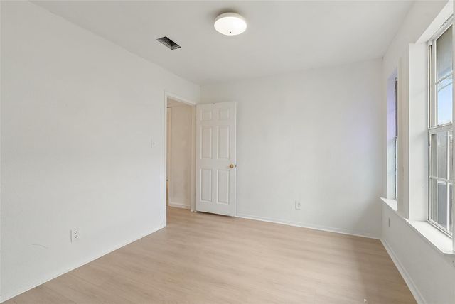 1010 N Bird Creek DR A, Austin, TX 78758