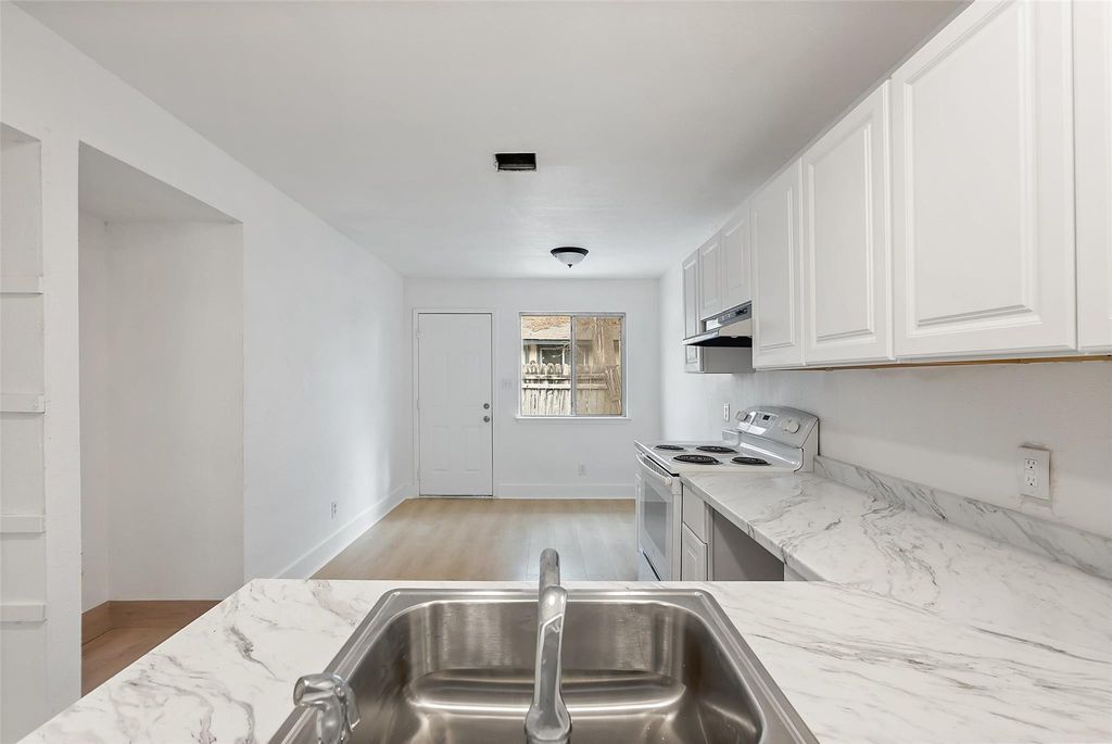 1010 N Bird Creek DR A, Austin, TX 78758